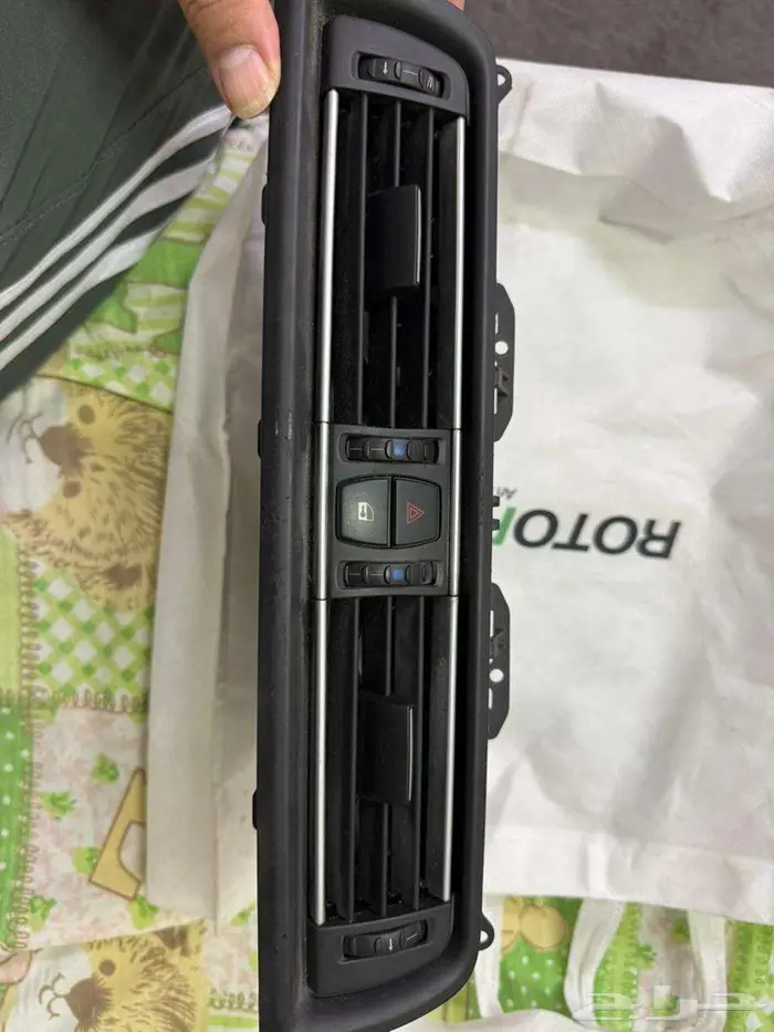 فتحات تهويه BMW الفئه الخامسه مع كرونه خلفيه 15