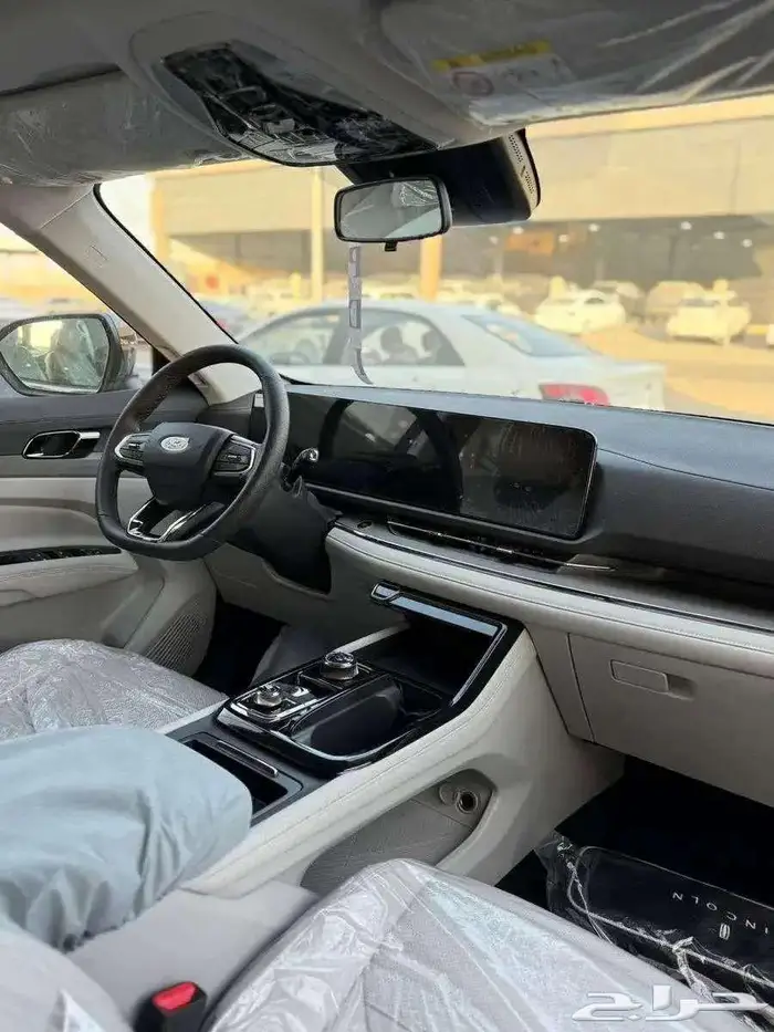 غير متوفر 3