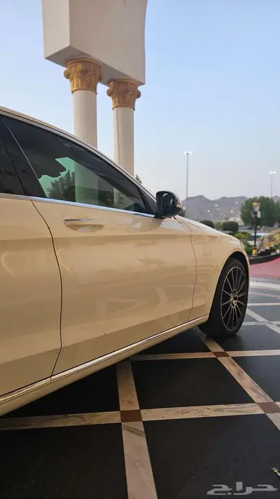 مرسيدس C-class جفالي 35