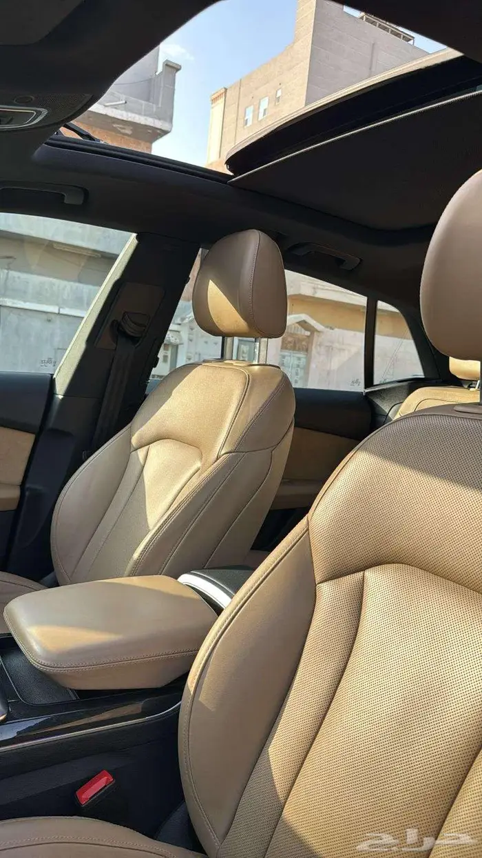 للبيع Audi Q8 موديل 2019 6