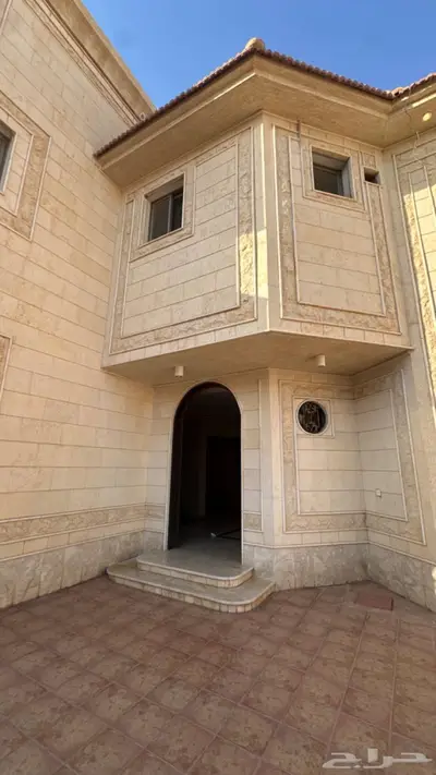فيلا سكنية فاخرة للبيع بحي الريان 2