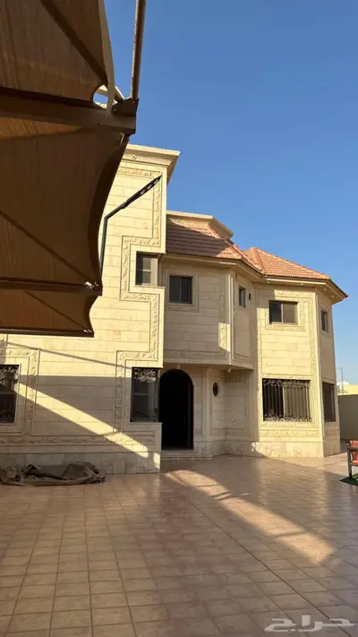 فيلا سكنية فاخرة للبيع بحي الريان 1