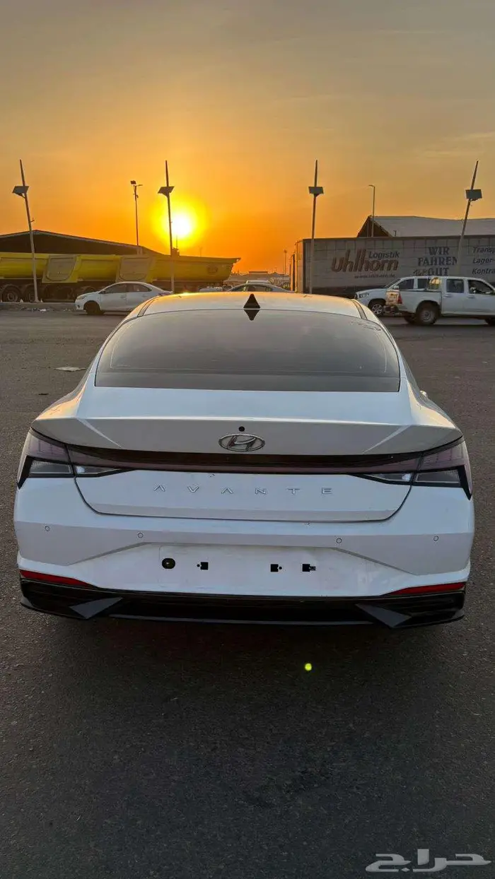 هونداي الينترا 2022 6