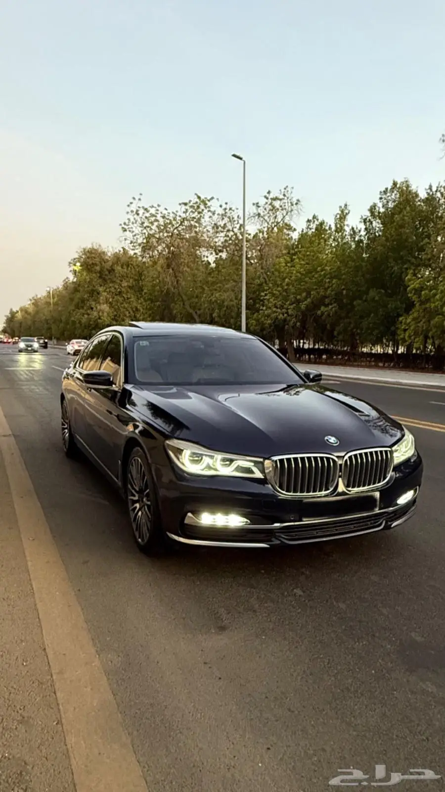 للبيع BMW 740 li موديل 2016 3