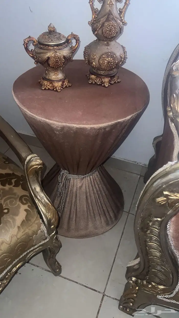 كنب للبيع كامل مع طاولات وستاره 0