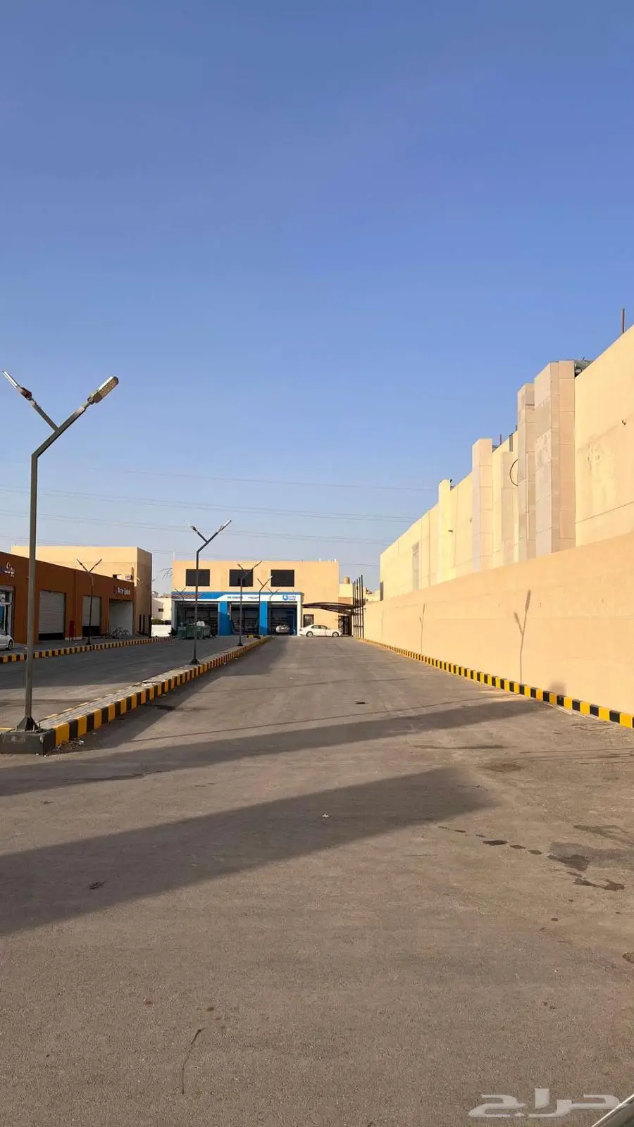 معارض خدمات سيارات للإيجار - حي القادسية 1
