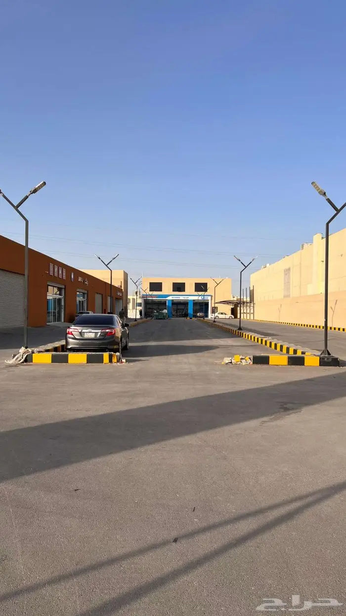 معارض خدمات سيارات للإيجار - حي القادسية 2