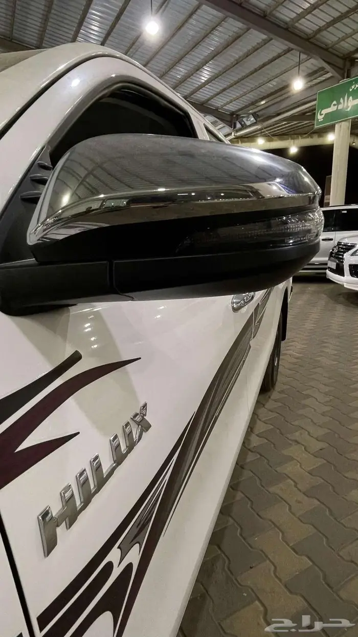 تويوتا هايلكس غمارتين بنزين GLX سعودي موديل 2025 4