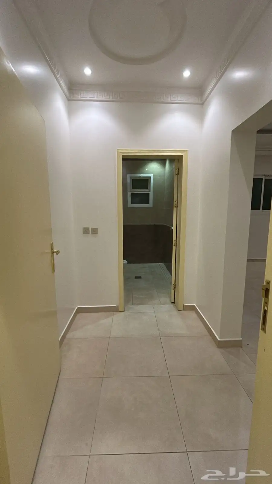 Apartment is available in Exit 33-34 7