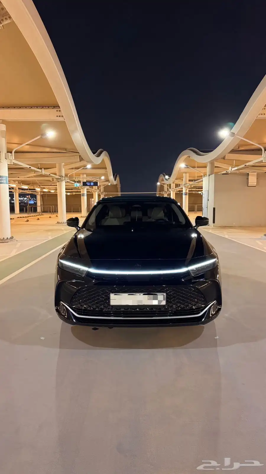 كراون بريميوم 2023 اسود وكالة 1