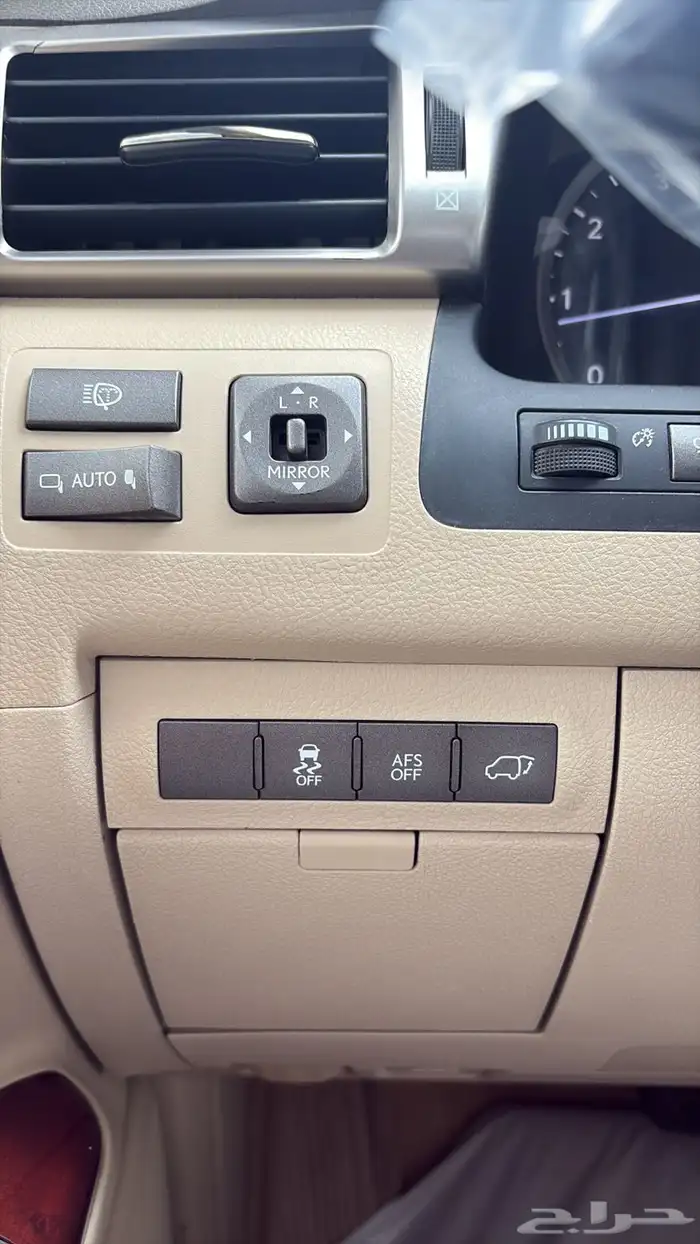 لكزس 2012 lx570 9