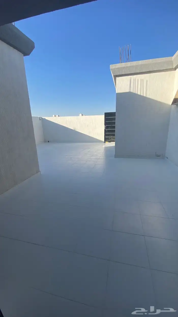 ملحق للبيع حي المروج 23