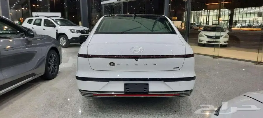 ازيرا 2025 كاليجرافي فل وعلان 187.990بالضريبة تظليل مجاني 3