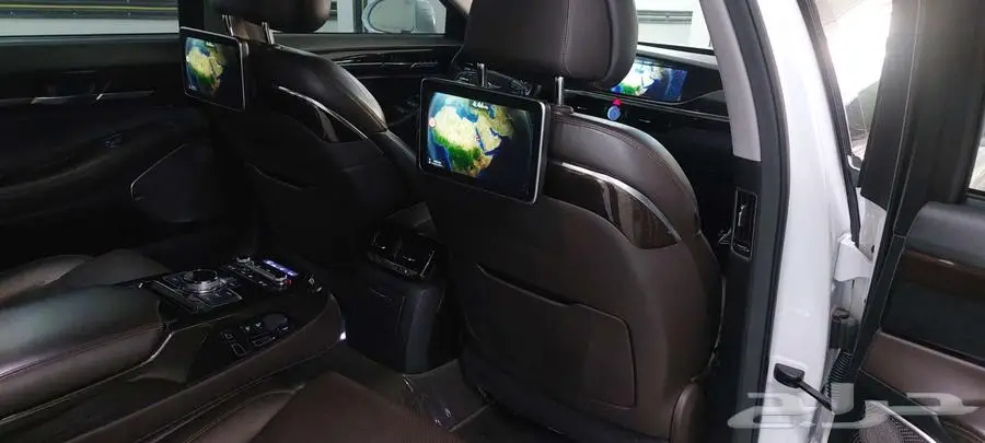 جينسيس G90 رويال V6 2017 نظيفة وكالة 21
