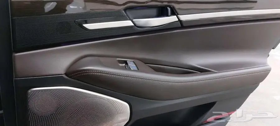 جينسيس G90 رويال V6 2017 نظيفة وكالة 15