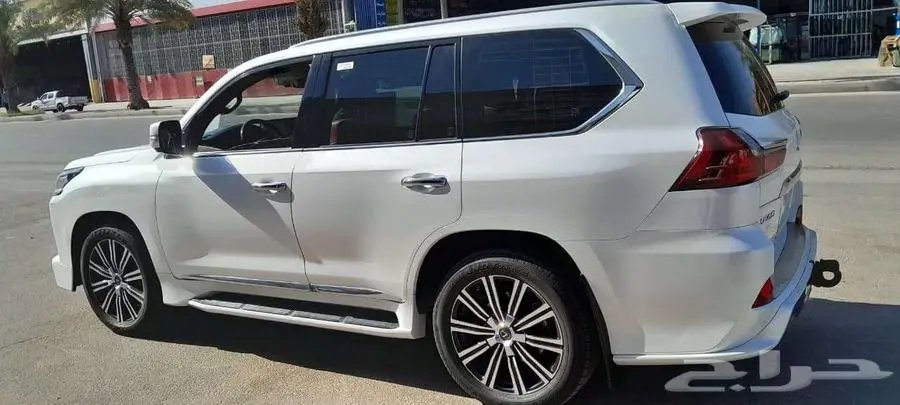 لكزس 2020 LX570 4