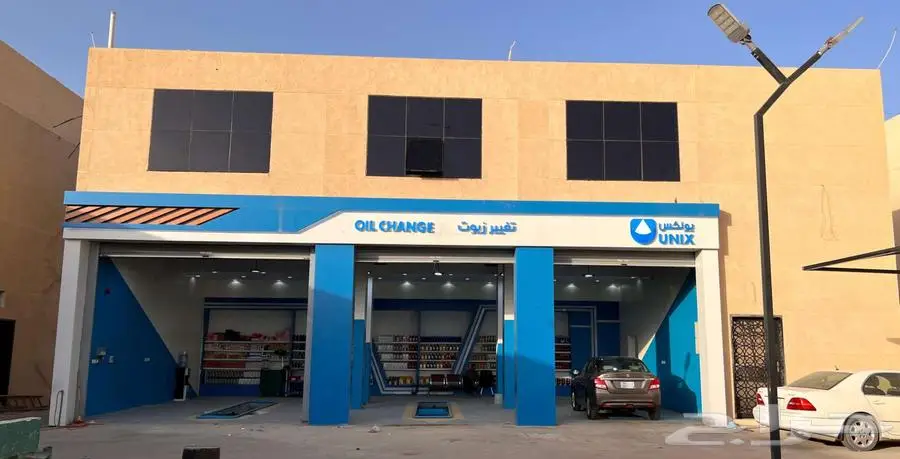 معارض خدمات سيارات للإيجار - حي القادسية 10