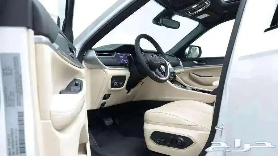 جيب جراند شيروكي 2023 كاش وتقسيط 7
