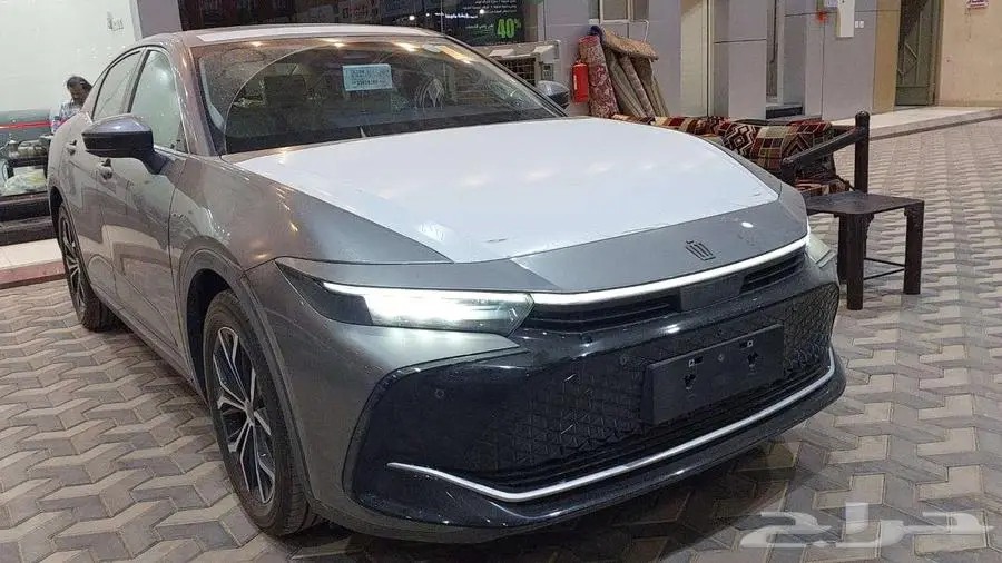 كراون بريميوم هايبرد 2025 سعودي 13