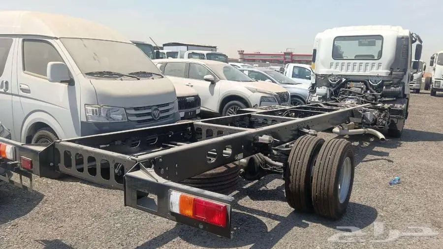 ايسوزو دينا 7.5 طن 2025 كاش وتمويل شركات علي الراجحي 5