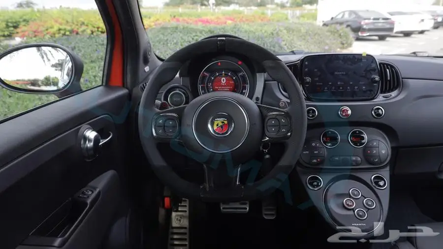 2024 Abarth 695 CABRIO TURISMO 1.4 TURBOCHARGED GCC 0Km 9