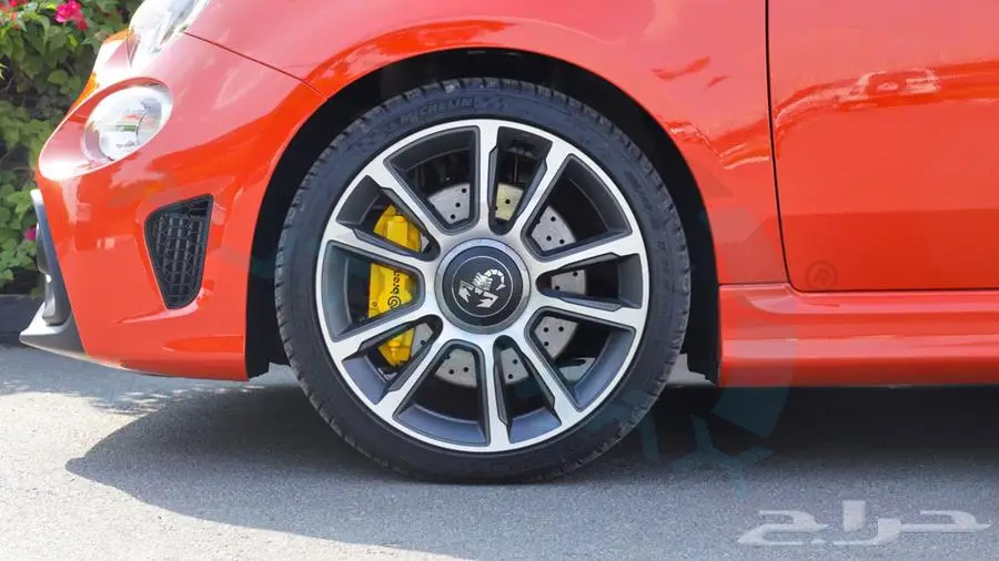 2024 Abarth 695 CABRIO TURISMO 1.4 TURBOCHARGED GCC 0Km 32