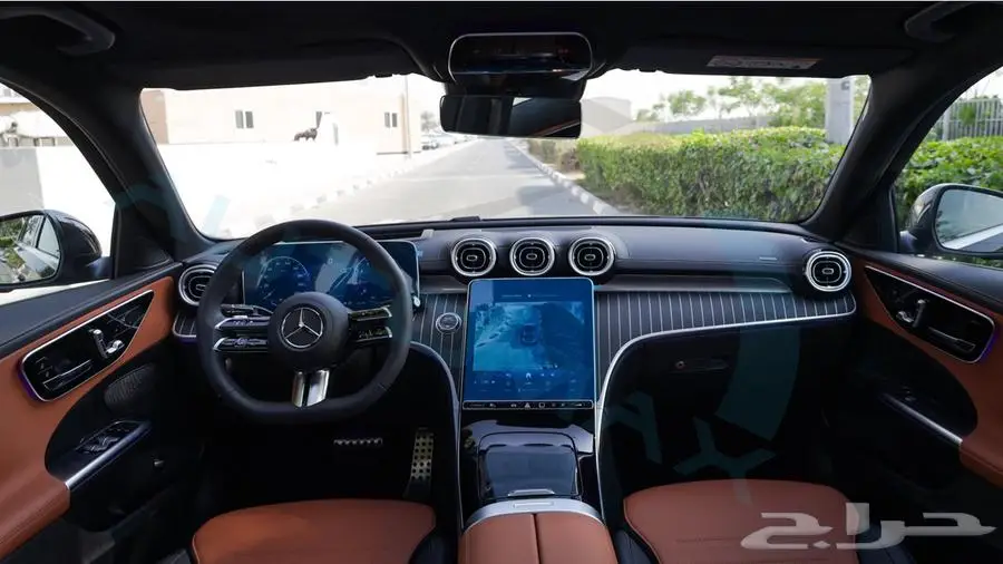مرسيدس بنز c200 premium 2025 خليجي اصفار مع ضمان الوكيل 9