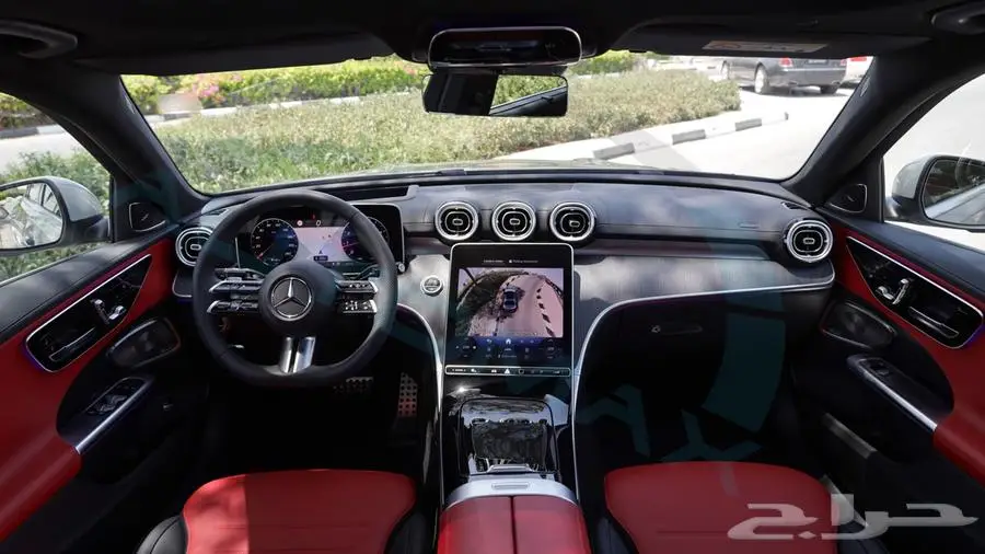 2025 مرسيدس C 200 AMG بريميوم بلس خليجي اصفار ضمان الوكيل 9