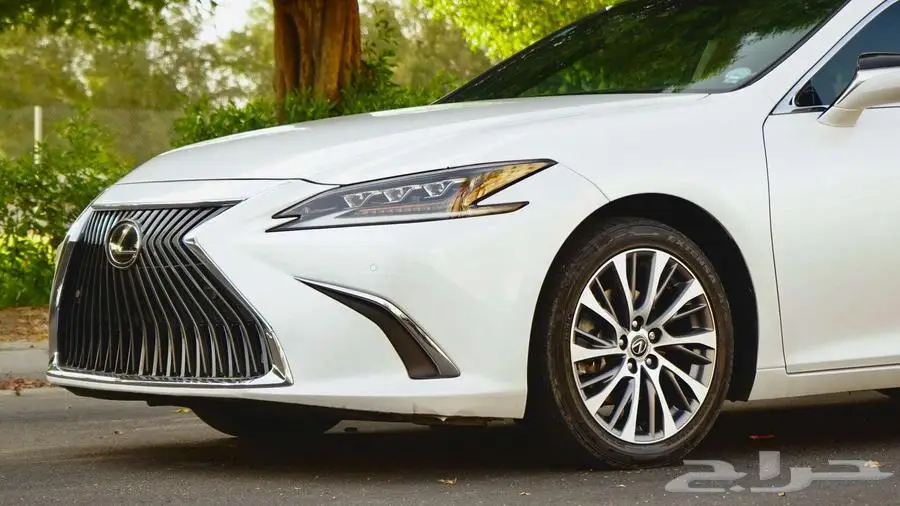 لكزس ES350 2019 بطاقة جمركية 13
