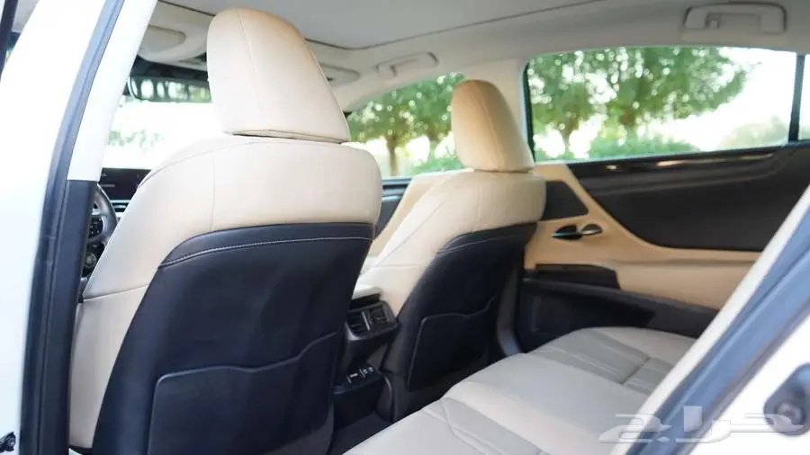 لكزس ES350 2019 بطاقة جمركية 11