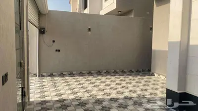 فيلا للبيع في ضاحية الملك فهد 4