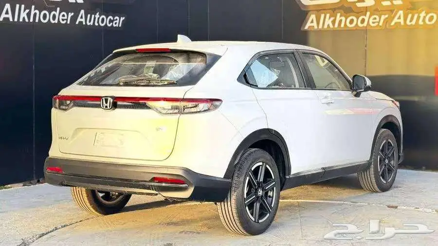 هوندا HR-V دي اكس 2024 لدي شركه الخضر للسيارات 5