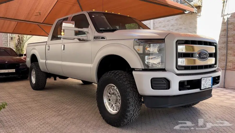 للبيع فورد f350 مخزن 6