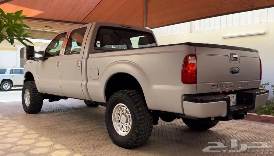 للبيع فورد f350 مخزن 8
