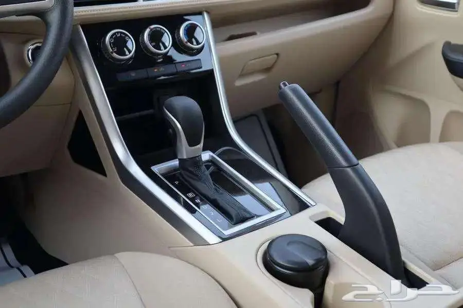 ميتسوبيشي اكسباندر فل كامل 2025 كاش واقساط 4