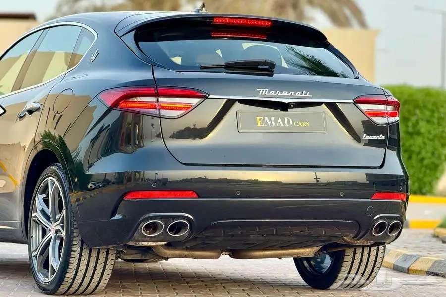مازيراتي ليفانتي GT 2022 اسود خليجي 4