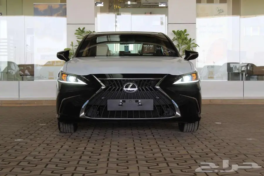 لكزس-ES350 CC بلس-2025-رادار-كاميرات محيطيه-شنطه كهرب-ستاير 1