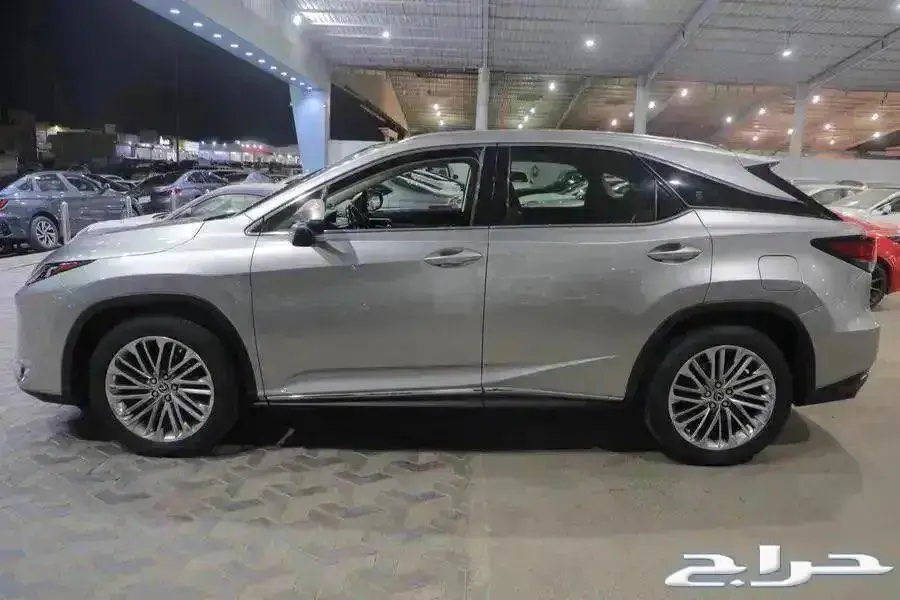 ليكزس RX 350 BB فل كامل بانوراما ستة سلندر موديل 2021 4