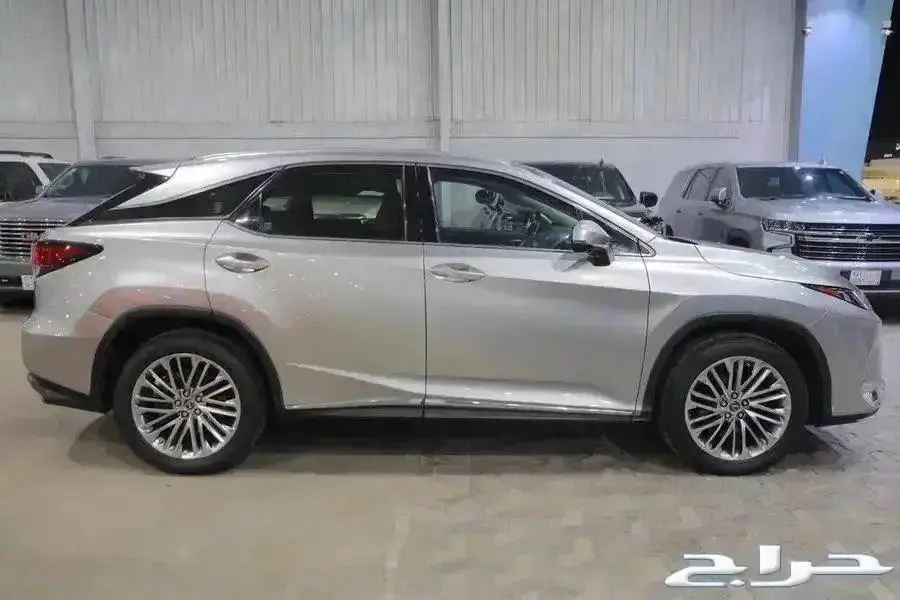 ليكزس RX 350 BB فل كامل بانوراما ستة سلندر موديل 2021 3