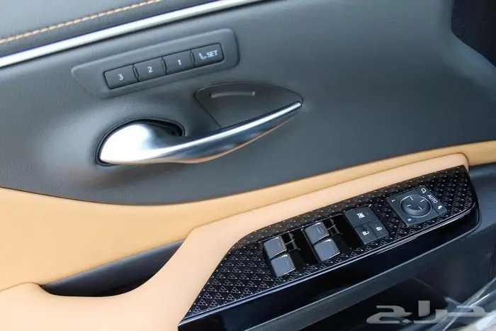 لكزس - ES350 CC - فتحه سقف -خليجي -2025 4