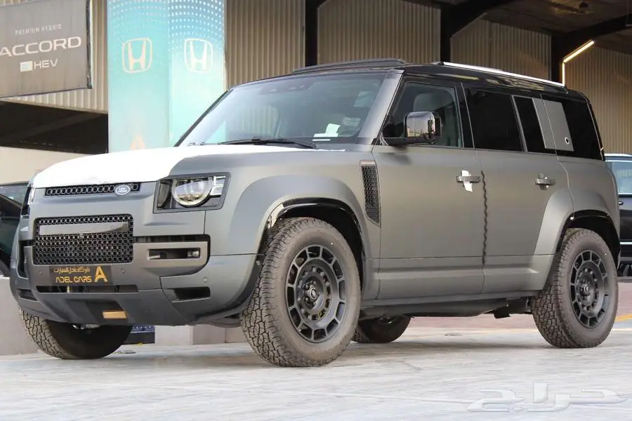 Defender OCTA ديفيندر أوكتا الإصدار ONE 2025 إصدار محدود 2