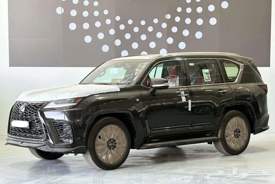 لكزس LX600 اف سبورت موديل 2025 سعودي -اللون الاسود (624900) 0