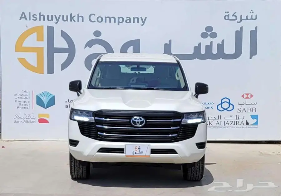 تويوتا لاندكروزر GXR L1 موديل 2022 0