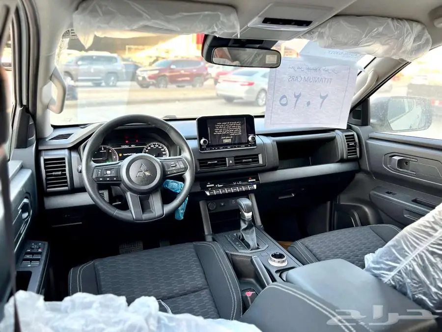 ميتسوبيشي L200 غمارتين دبل نص فل اوتوماتيك 2024 6