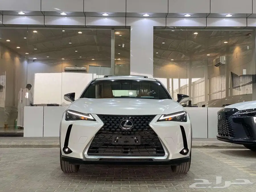 لكزس UX 300 H فل كامل هايبرد 2025 - خليجي 0