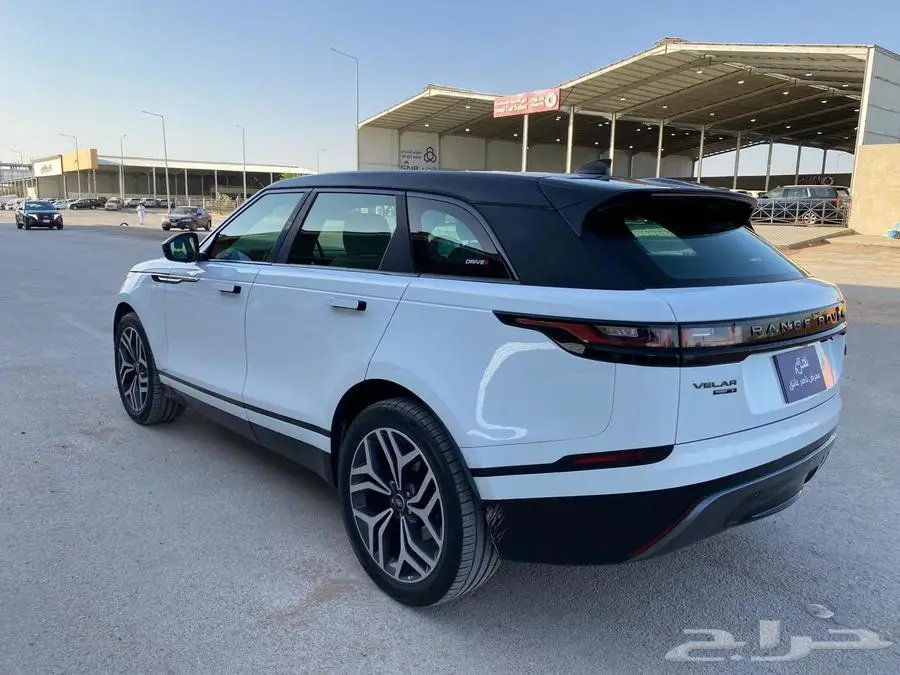 لاندروفر فيلار 2019 3