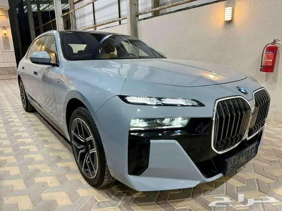 بي إم دبليو BMW 735i موديل 2025 خليجي 2