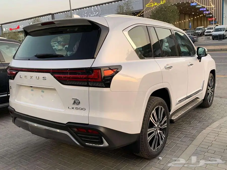 لكزس-LX600 BB -الساير 2025 3
