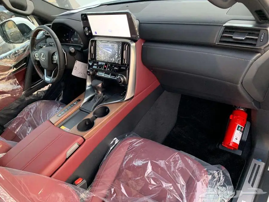 لكزس-LX600 BB -الساير 2025 9