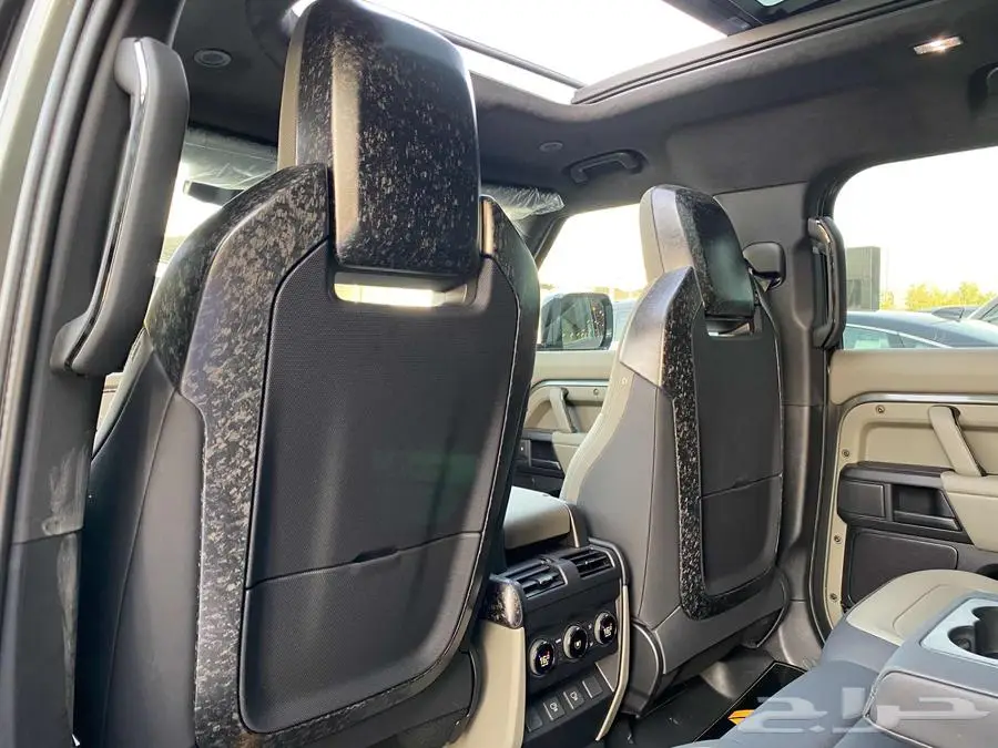 Defender OCTA ديفيندر أوكتا الإصدار ONE 2025 إصدار محدود 11